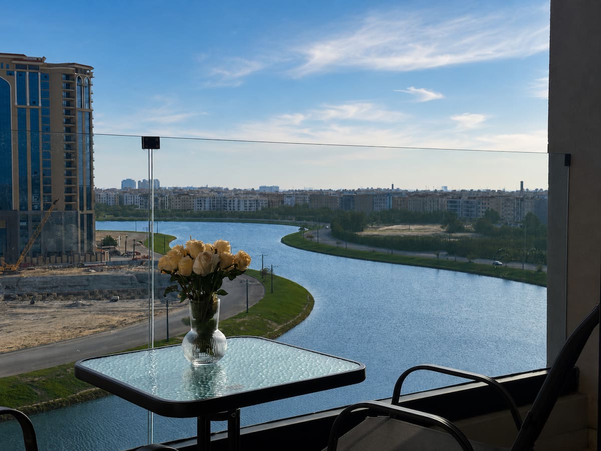 Balcony lake view from the Rihab apartment